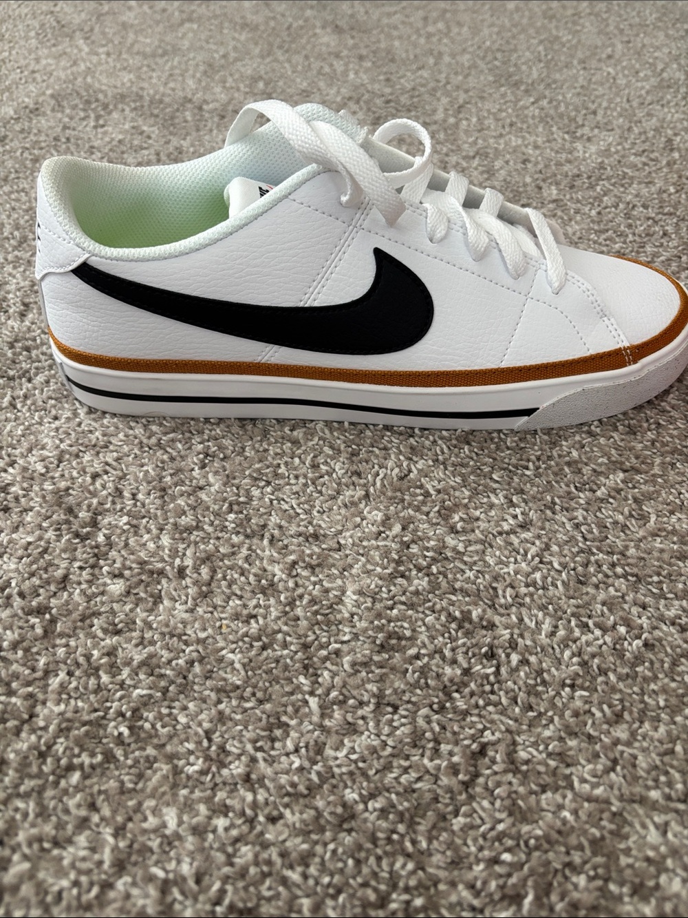 Nike women’s court legacy next nature sneaker size 9.5 - Picture 4 of 5